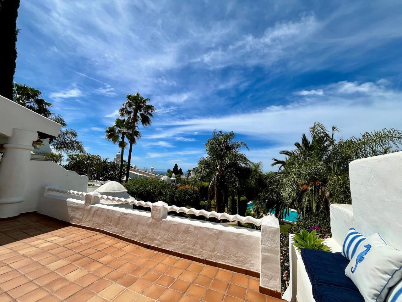 Cozy Townhouse With Sea View Marbella