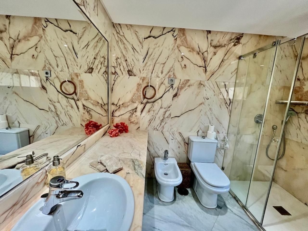 Cozy Townhouse With Sea View Rumah liburan *